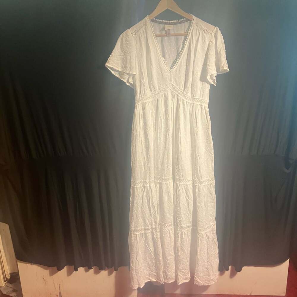 Knox Rose White Tiered Maxi Dress Size L